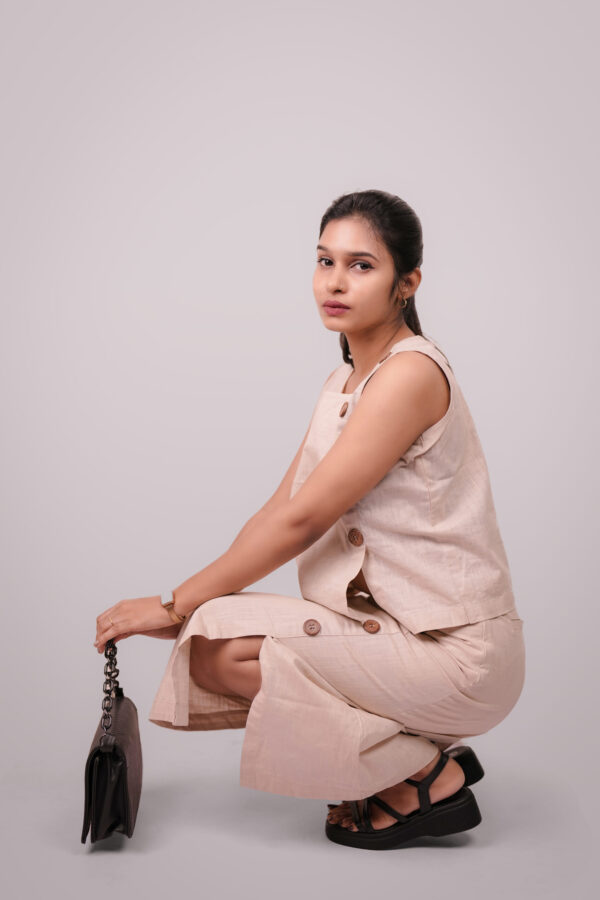 Linen Classic Top And Midi Skirt. - Image 3