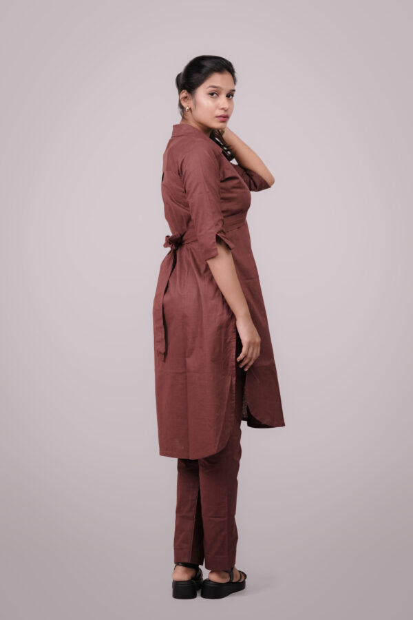 Linen Knot Kurta Set. - Image 2